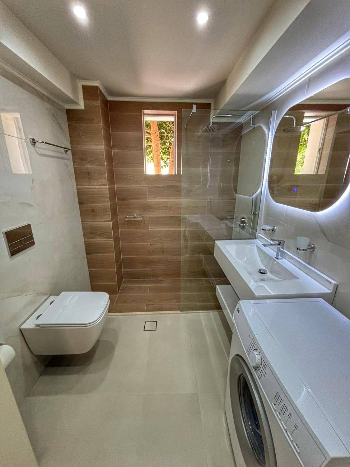 Artdeco Luxury Suites Korakiai Bagian luar foto